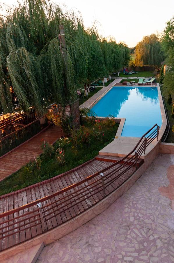 Paradis Hotel Mila Douăzeci şi Trei Kültér fotó