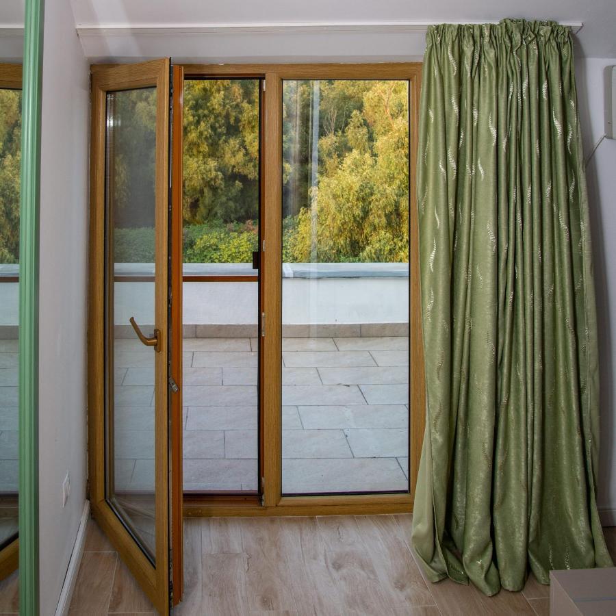 Paradis Hotel Mila Douăzeci şi Trei Kültér fotó
