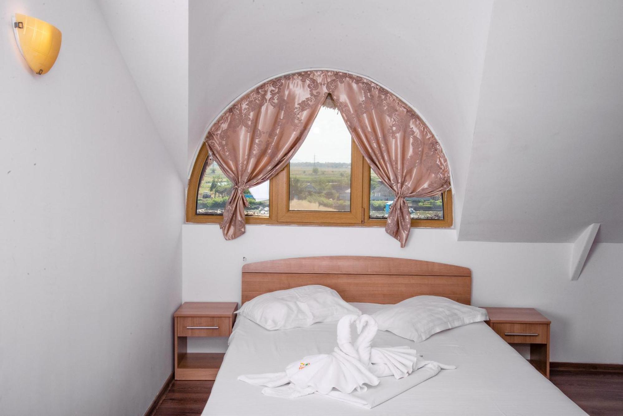 Paradis Hotel Mila Douăzeci şi Trei Kültér fotó