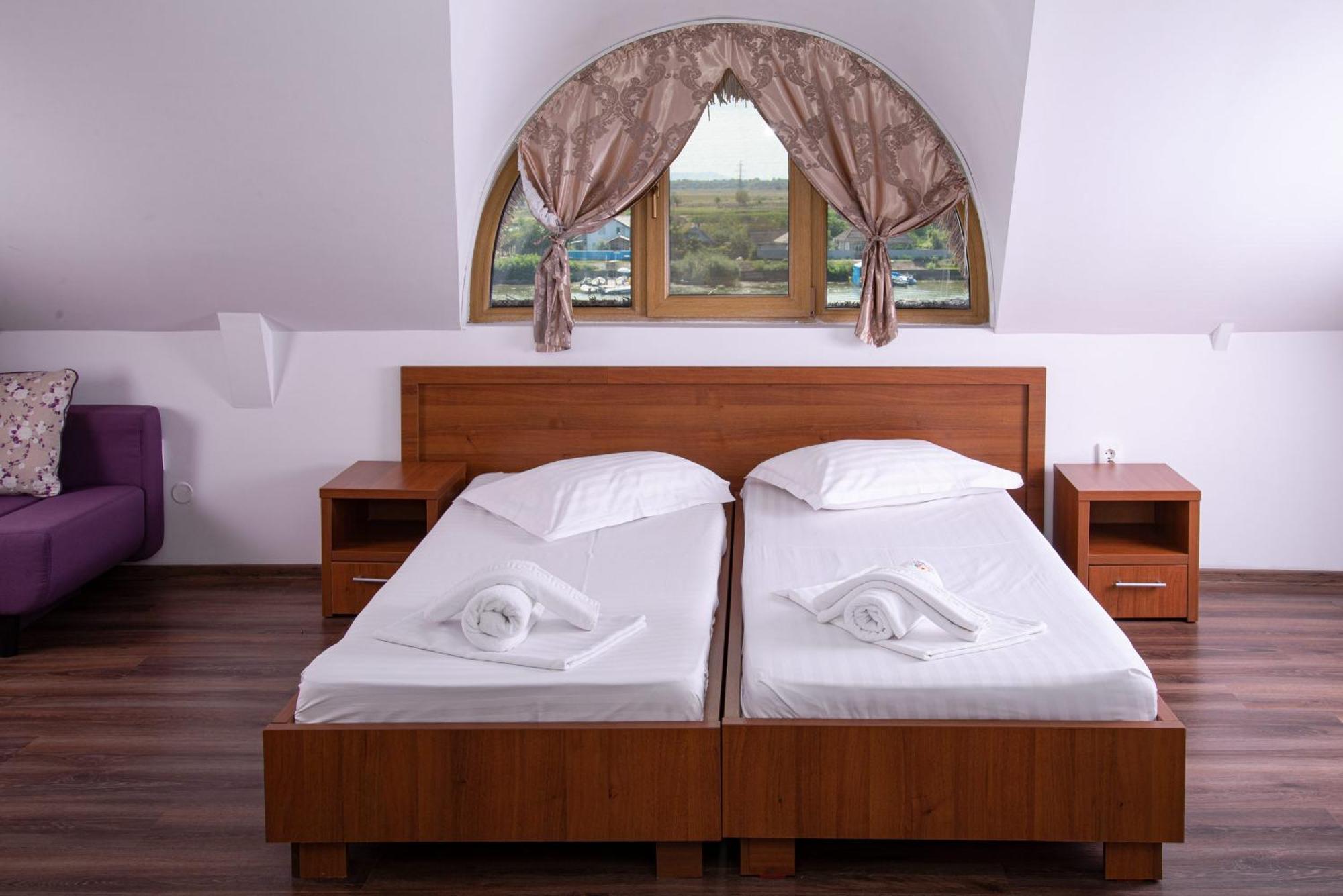 Paradis Hotel Mila Douăzeci şi Trei Kültér fotó